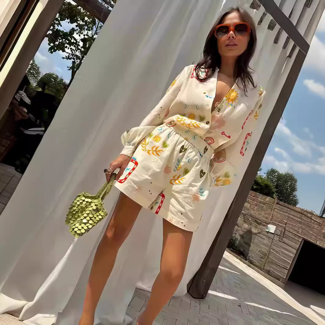 طقم نسائي كاجوال من قطعتين بخص - مراجعة Romper Floral Print وسعره